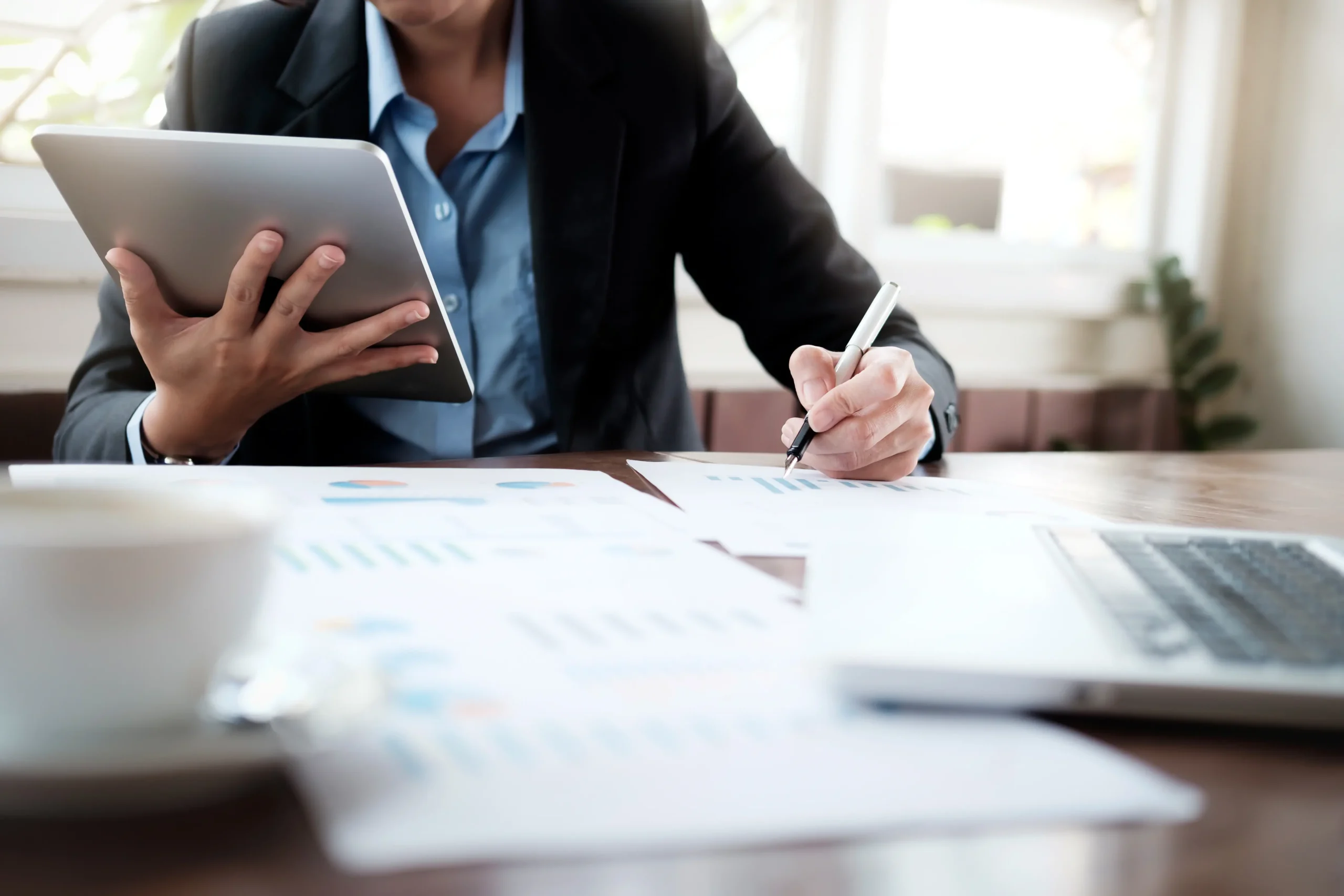 Ventajas de contratar un asesor financiero freelance